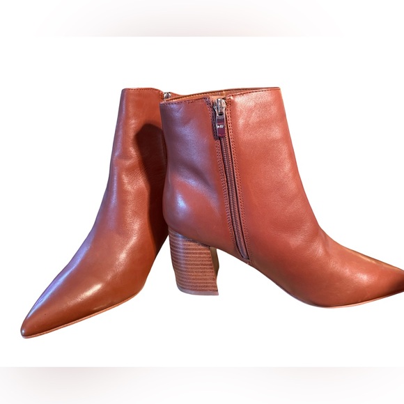 Marc Fisher NWT SZ 9 Beautiful Tan Leather Ultra Comfort Heeled Booties (SH068) - Picture 8 of 10